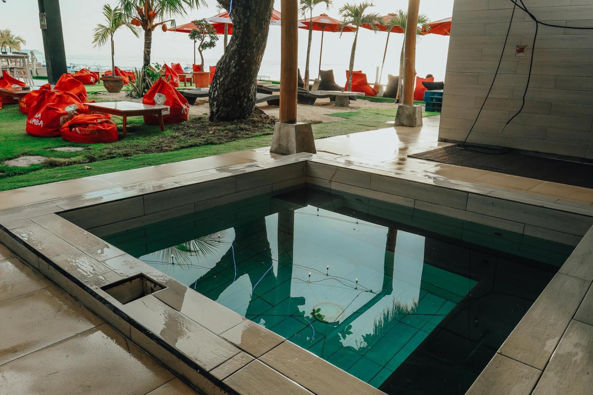 3 Monkeys Lembongan Studio Apartments Gym Recovery Centre Exterior photo